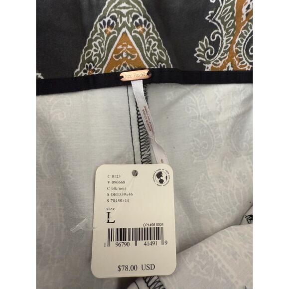 Free People Sz 6 Black & Gold Paisley Print High Rise Crop Pants Boho Artsy - Picture 9 of 11